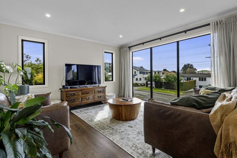 Photo of property in 49 Hinewa Road, Otumoetai, Tauranga, 3110