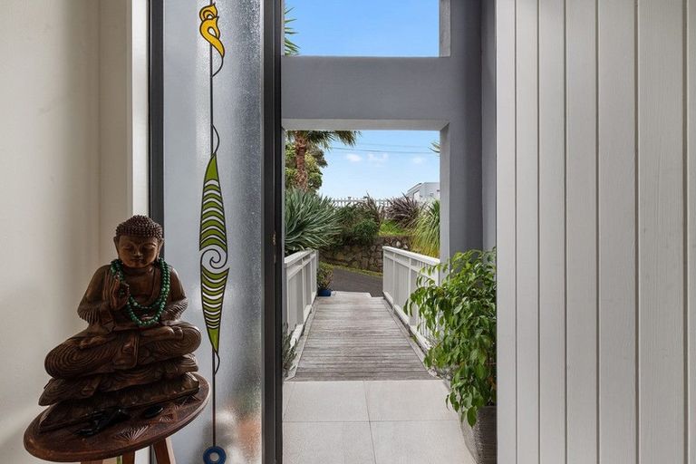 Photo of property in 21 Cliff Road, Torbay, Auckland, 0630