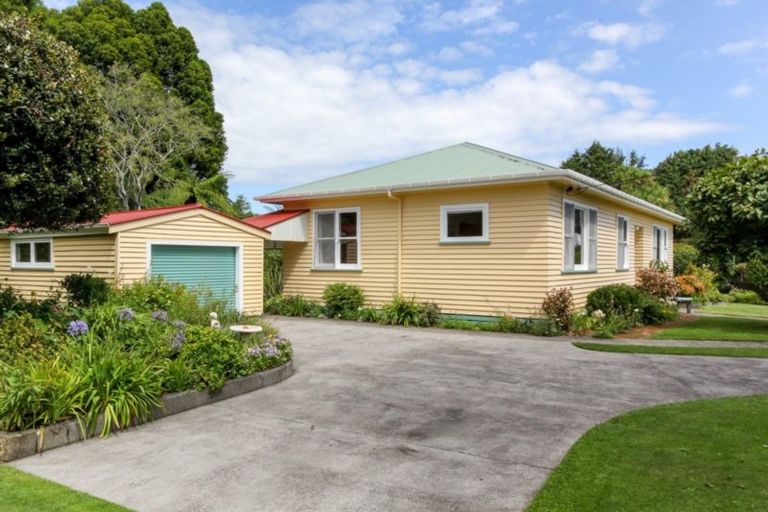 Photo of property in 114b Govett Avenue, Frankleigh Park, New Plymouth, 4310