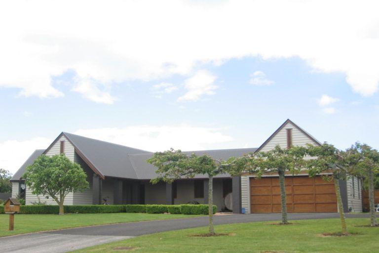 Photo of property in 24 Cowley Drive, Leamington, Cambridge, 3432