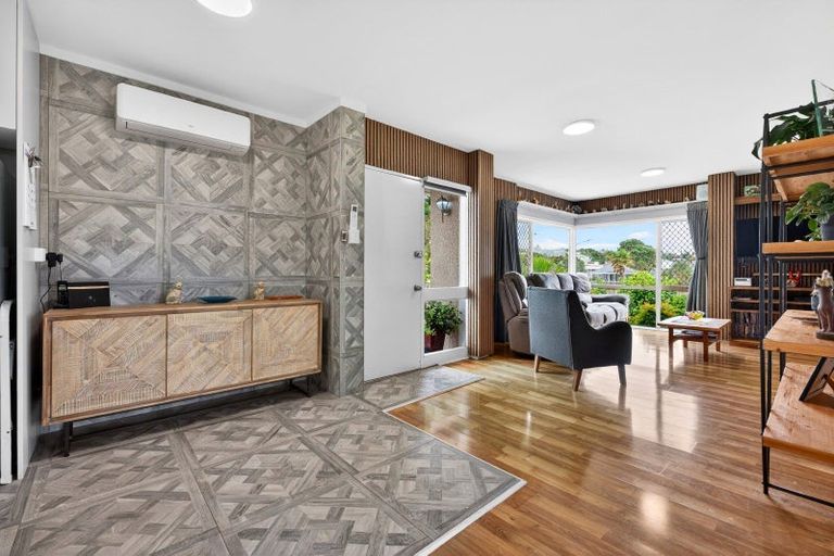 Photo of property in 29a Thorburn Avenue, Red Beach, 0932