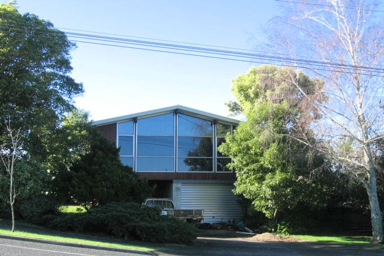 Photo of property in 16 Newcastle Road, Dinsdale, Hamilton, 3204