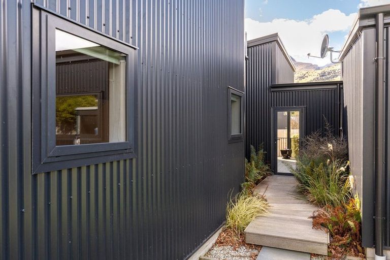 Photo of property in 50 Coll Street, Glenorchy, 9372