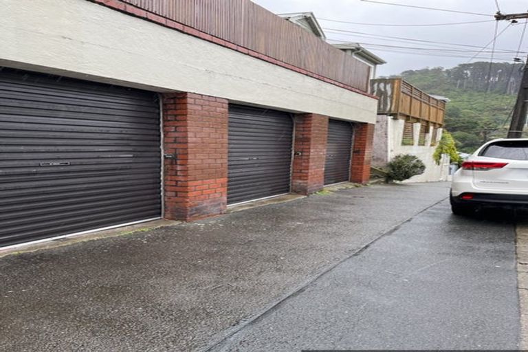 Photo of property in 31d Hall Street, Newtown, Wellington, 6021