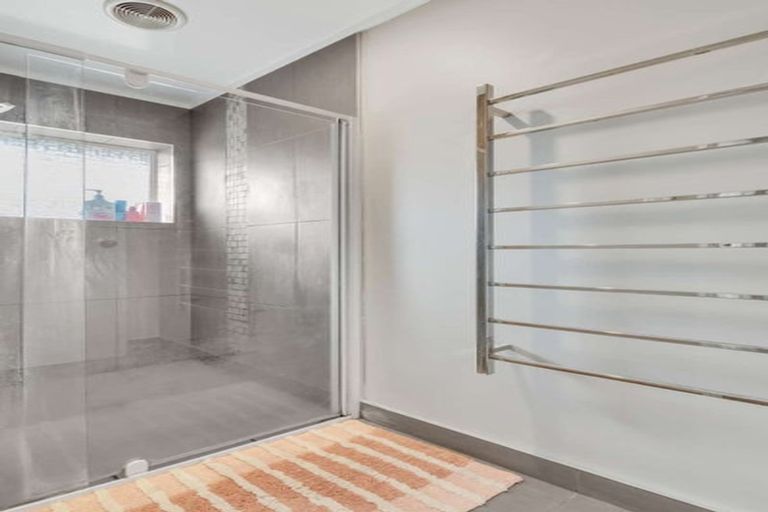 Photo of property in 4 Westbrook Place, Pomare, Rotorua, 3015