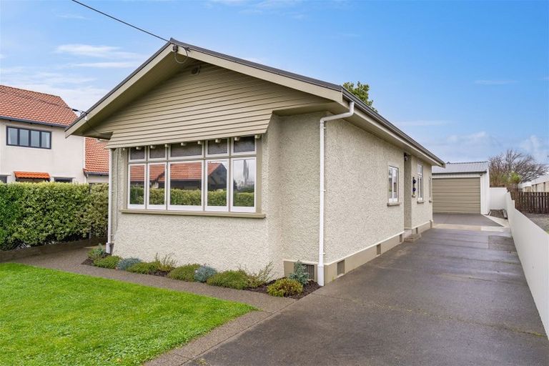 Photo of property in 12 Albert Street, Masterton, 5810