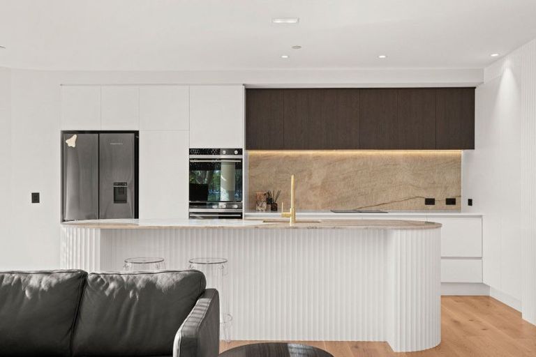 Photo of property in 1/33 Kilmore Street, Christchurch Central, Christchurch, 8013