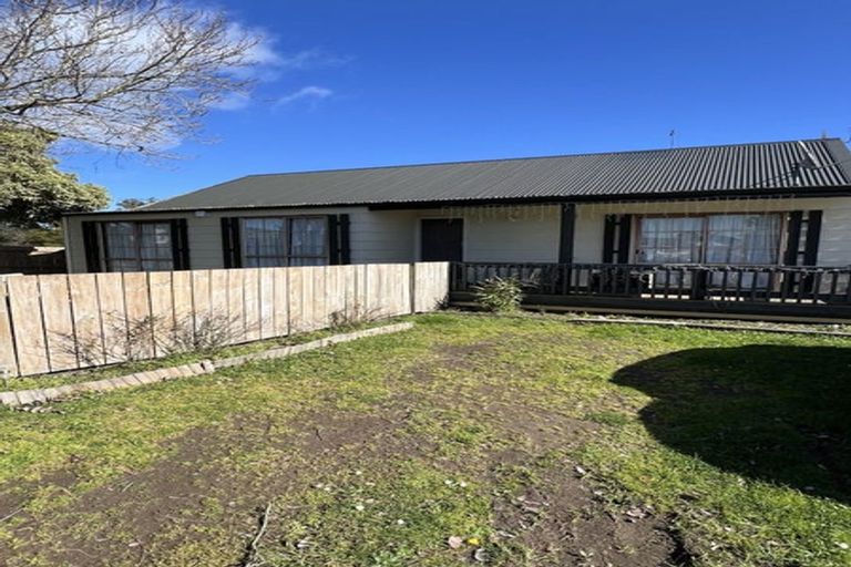 Photo of property in 16 Goldnib Place, Randwick Park, Auckland, 2105