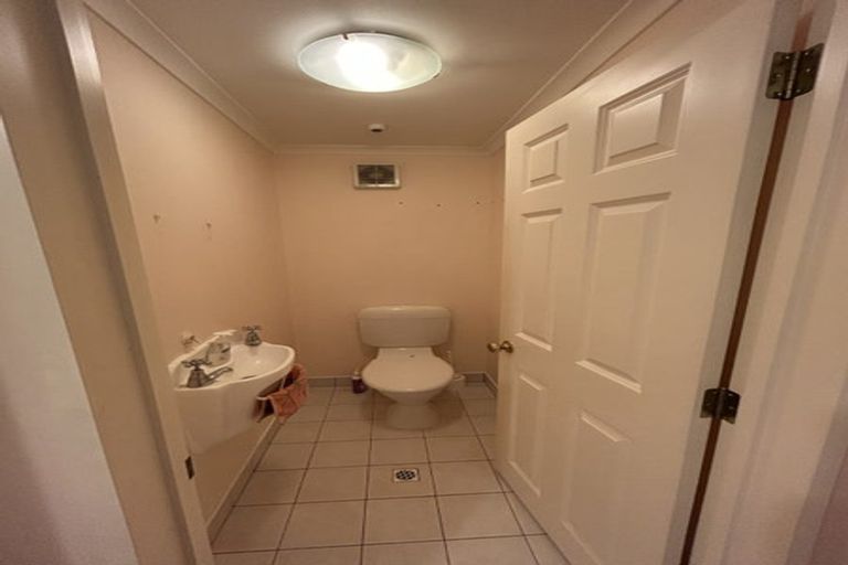 Photo of property in 2/26 West Quay, Ahuriri, Napier, 4110