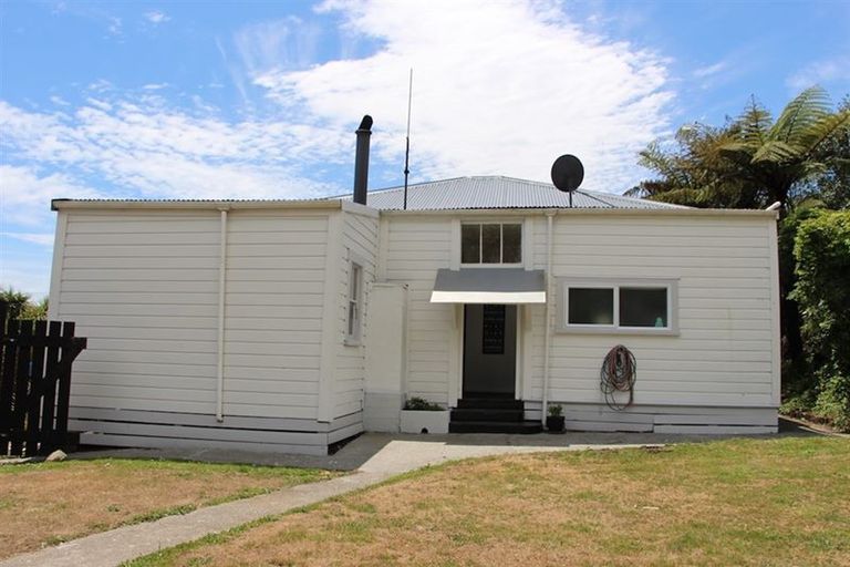 Photo of property in 28-30 Whall Street, Greymouth, 7805