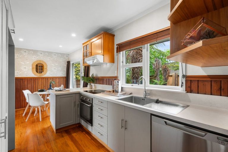 Photo of property in 51 Cotswold Avenue, Bishopdale, Christchurch, 8053