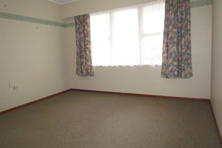 Photo of property in 12 Cardiff Street, Levin, 5510