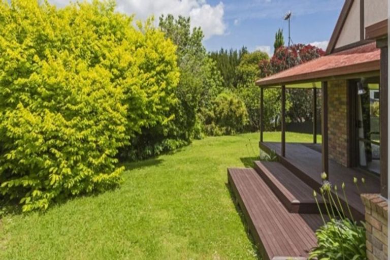 Photo of property in 30 Venus Place, Half Moon Bay, Auckland, 2012