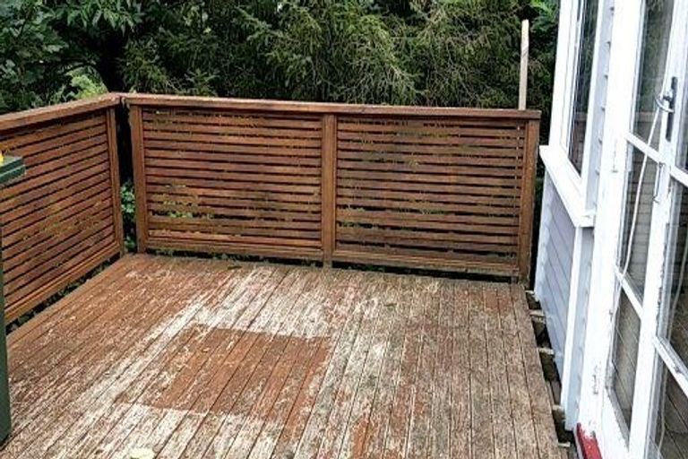 Photo of property in 104 Glenpark Avenue, Frankleigh Park, New Plymouth, 4310