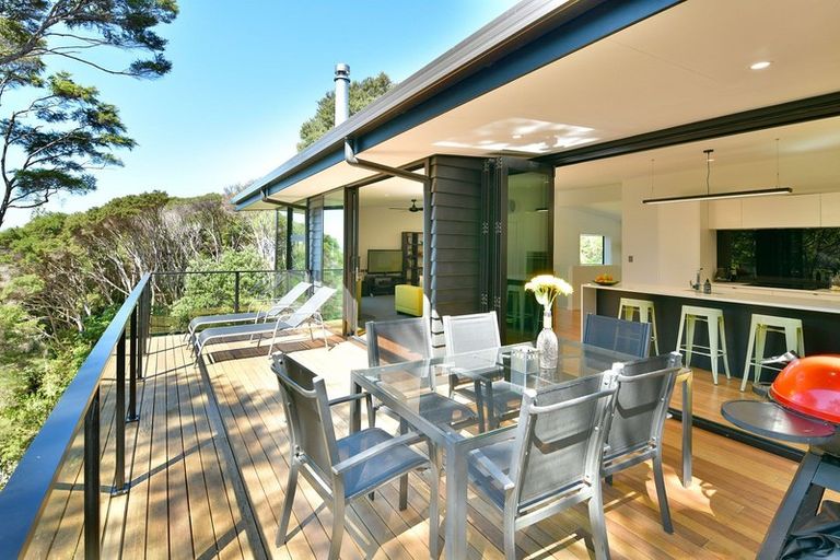 Photo of property in 31g Cochrane Avenue, Arkles Bay, Whangaparaoa, 0932