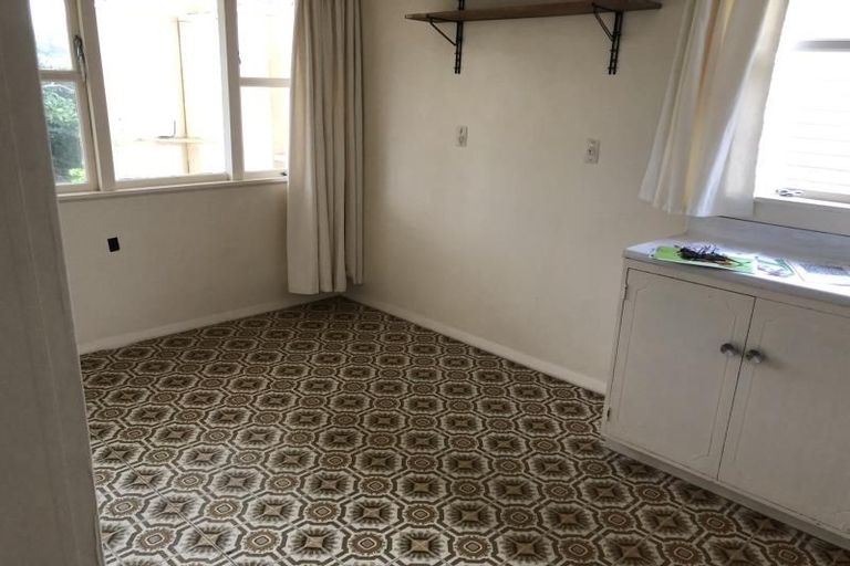 Photo of property in 3 Junction Street, Fairfield, Lower Hutt, 5011