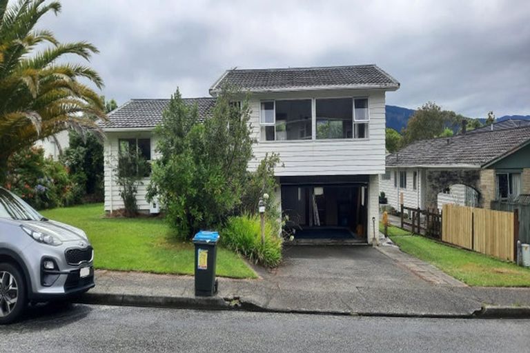 Photo of property in 54 Sunbrae Drive, Silverstream, Upper Hutt, 5019