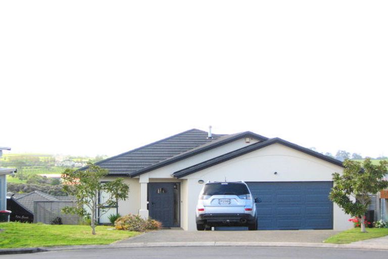Photo of property in 52 Kensington Terrace, Gulf Harbour, Whangaparaoa, 0930