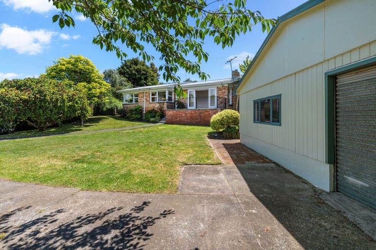 Photo of property in 62 Ferguson Street, Manurewa East, Auckland, 2102