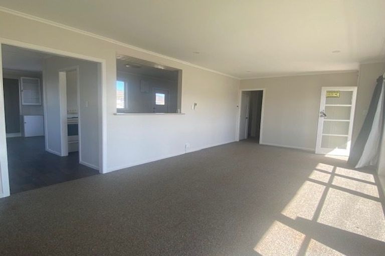 Photo of property in 53a Rollerson Street, Papakura, 2110