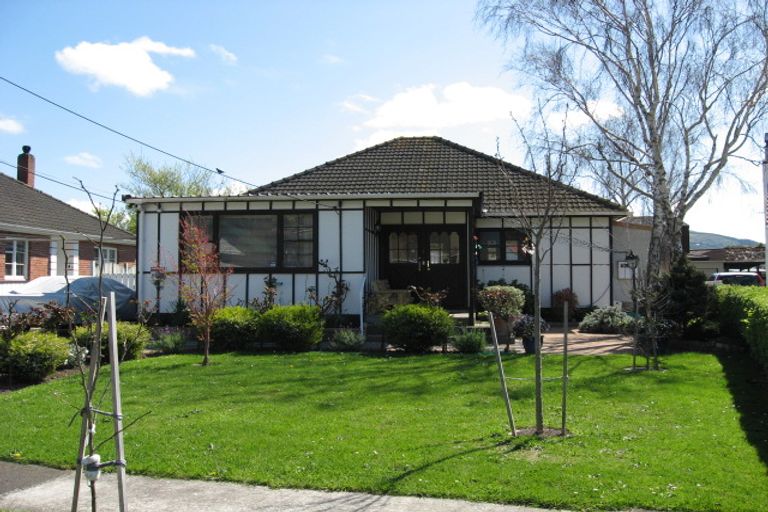 Photo of property in 7 Melvill Grove, Waterloo, Lower Hutt, 5011