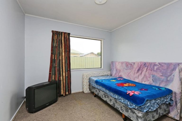 Photo of property in 77 Margate Avenue, Flaxmere, Hastings, 4120