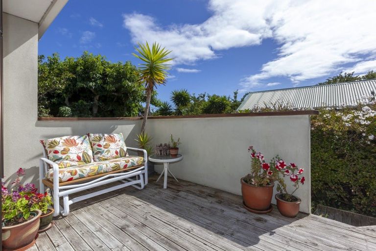 Photo of property in 19 Dale Road, Raumati South, Paraparaumu, 5032