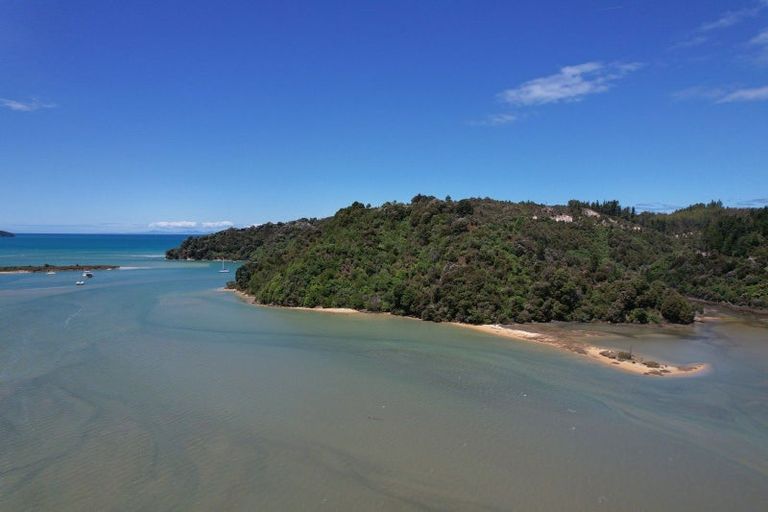 Photo of property in 27 Lady Barkly Grove, Kaiteriteri, Motueka, 7197