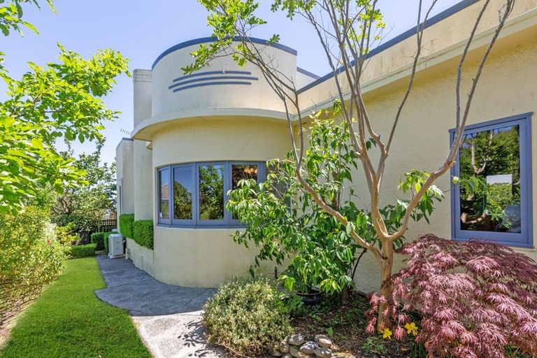 Photo of property in 1/61 Te Mata Road, Havelock North, 4130