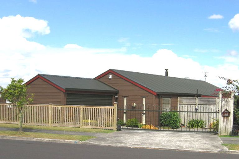 Photo of property in 109 West Harbour Drive, West Harbour, Auckland, 0618