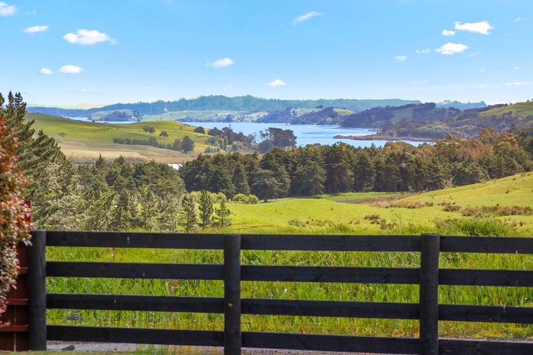 Photo of property in 1 Gumtree Way, Kaiwaka, 0573