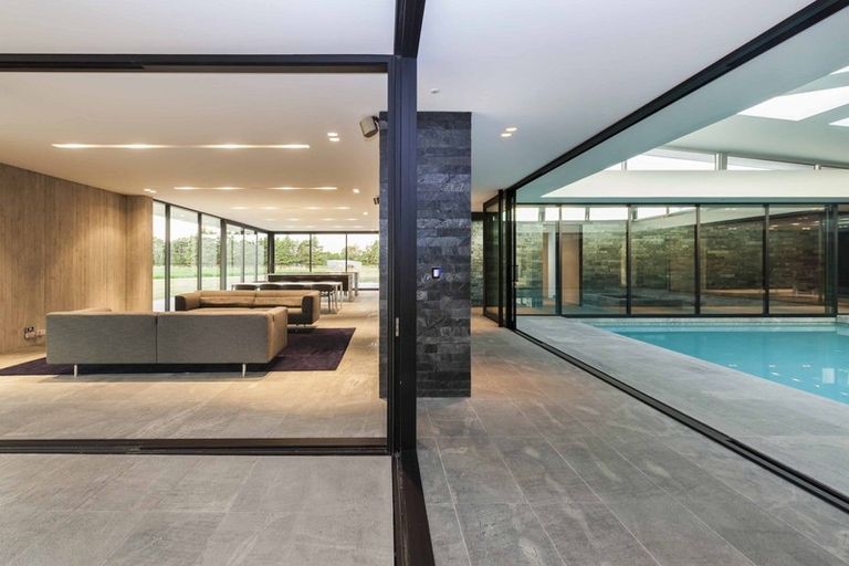 Photo of property in 400 Pound Road, Yaldhurst, Christchurch, 7676