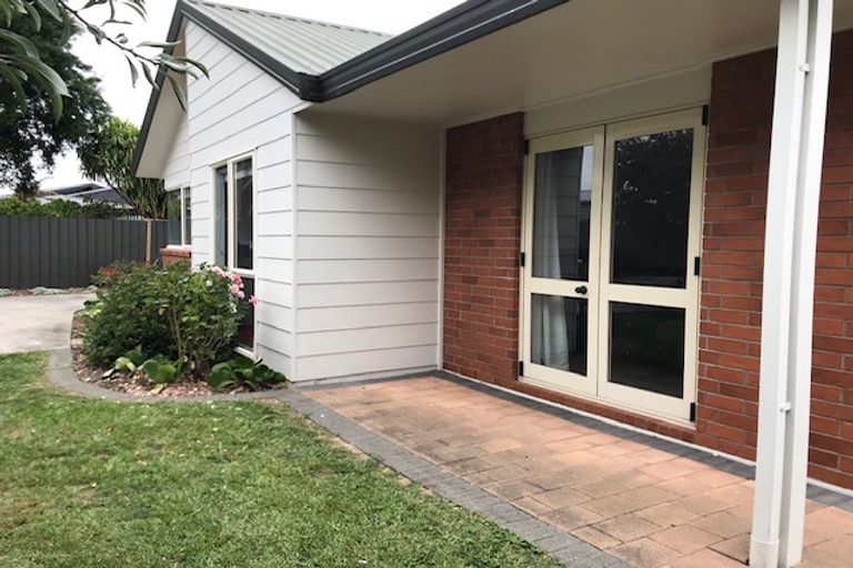 Photo of property in 75a Williams Street, Cambridge, 3434