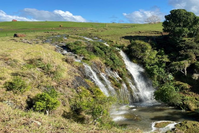 Photo of property in 5 Waterfall Lane, Kerikeri, 0230