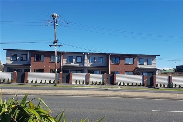 Photo of property in 2/85 Normandy Avenue, Melville, Hamilton, 3206