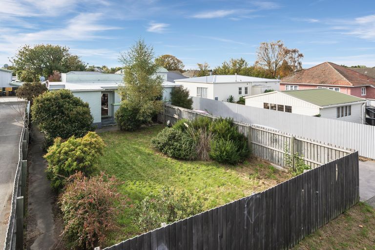 Photo of property in 236 Blenheim Road, Riccarton, Christchurch, 8041