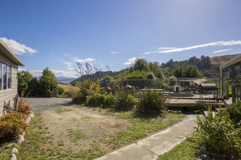 Photo of property in 575 Dovedale Road, Dovedale, Wakefield, 7096