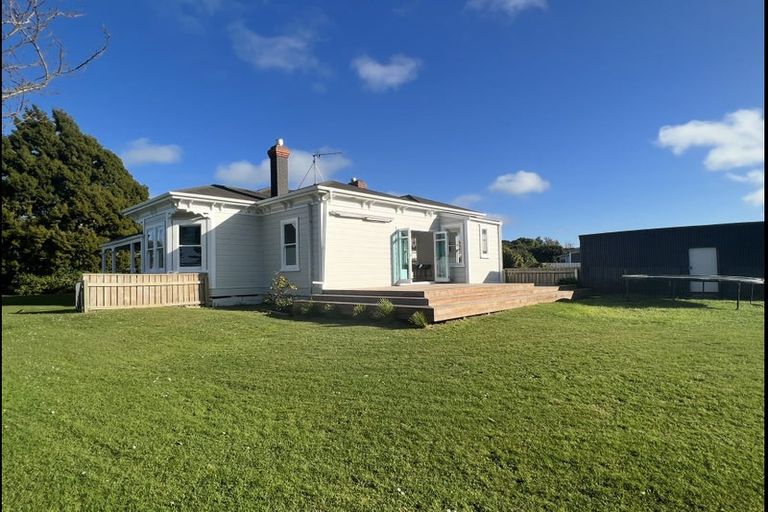 Photo of property in 4 Brassey Street, Waverley, 4510