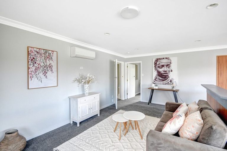 Photo of property in 84 Bush Road, Mosgiel, 9024