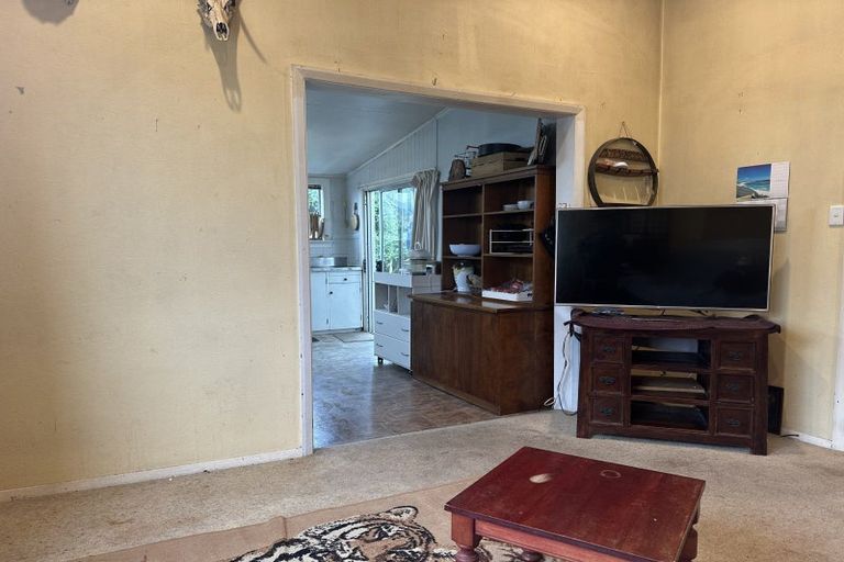 Photo of property in 129 Hall Street, Hokitika, 7810