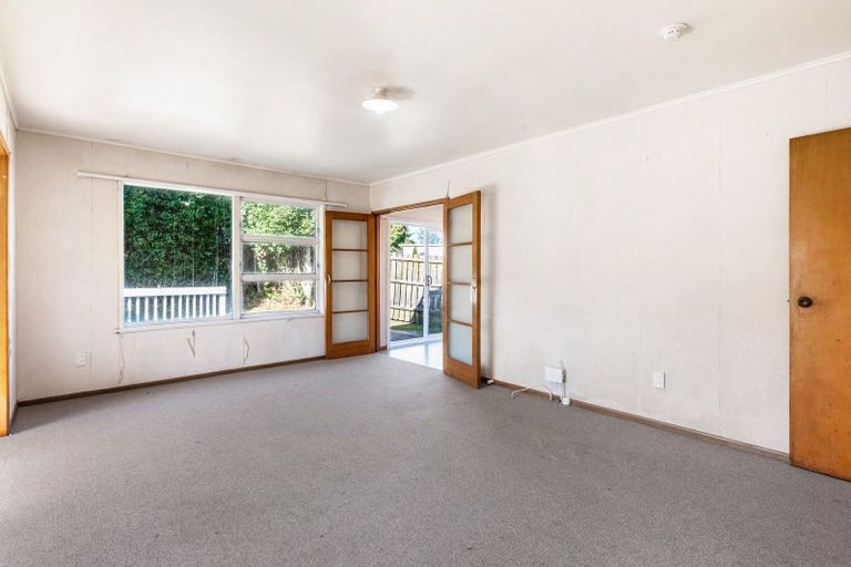 Photo of property in 21 Hobart Crescent, Wattle Downs, Auckland, 2103