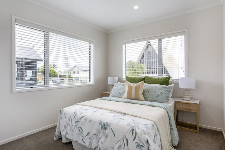 Photo of property in 89 Taikata Road, Te Atatu Peninsula, Auckland, 0610
