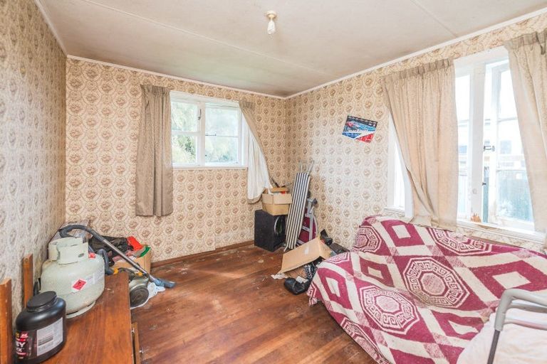 Photo of property in 39 Smith Street, Waverley, 4510