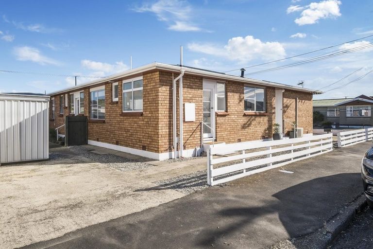 Photo of property in 90a Oxford Street, South Dunedin, Dunedin, 9012