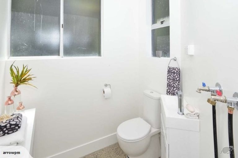 Photo of property in 1/18 Marina Road, Torbay, Auckland, 0630