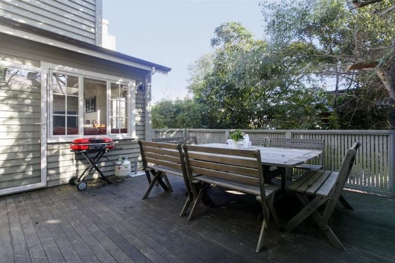 Photo of property in 104 Gillies Avenue, Taupo, 3330