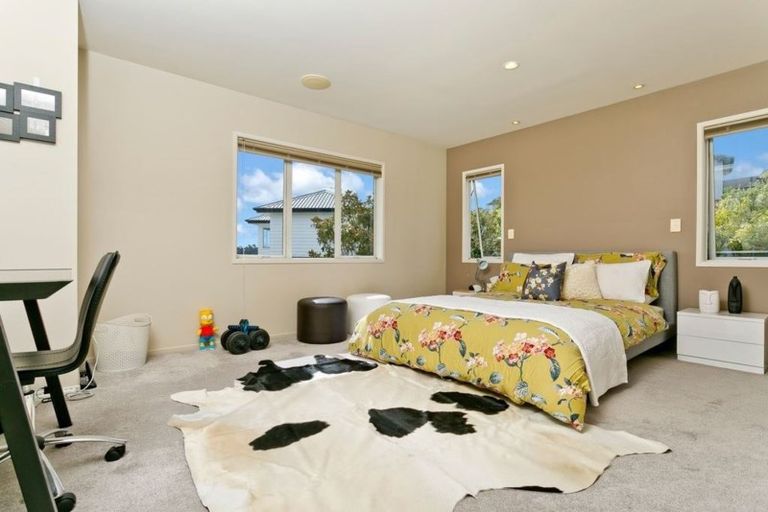 Photo of property in 51 Kittiwake Drive, Schnapper Rock, Auckland, 0632