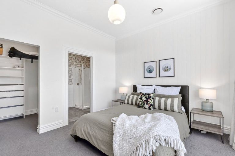 Photo of property in 20 Donegal Street, Cromwell, 9310