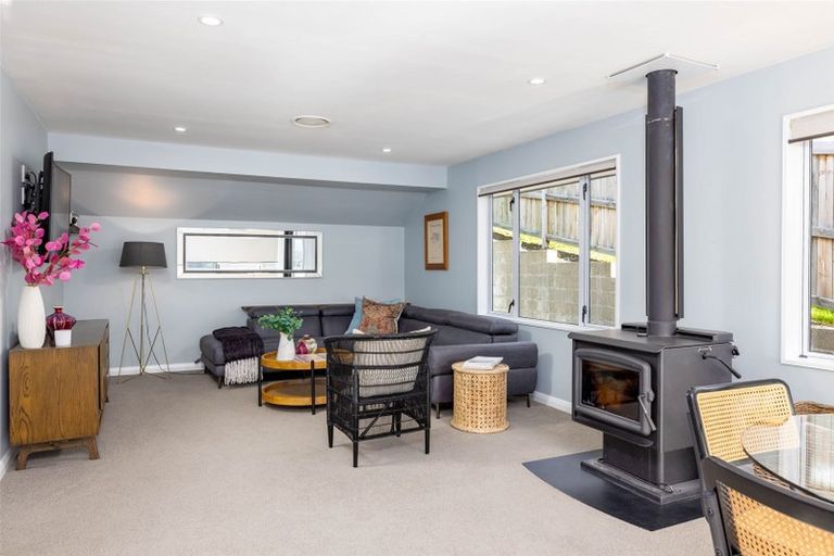 Photo of property in 1/5 Uldale Place, Westmorland, Christchurch, 8025