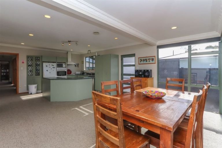 Photo of property in 8a Mahoe Street, Inglewood, 4330